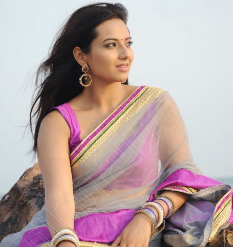 Isha Chawla - Wikiunfold.com
